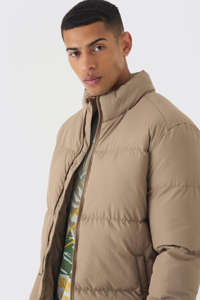 Куртка-пуховик із круглим вирізом із каменю