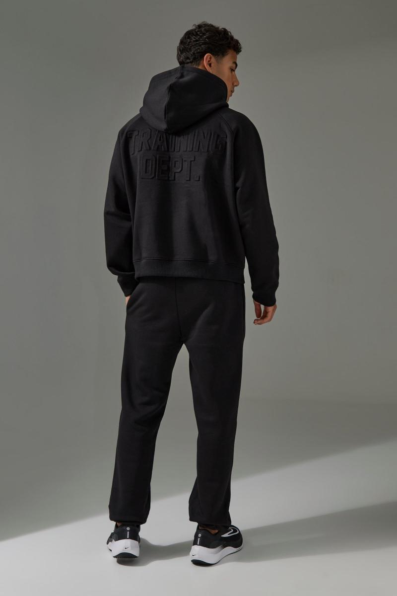 Чоловічий спортивний костюм з рельєфним квадратним малюнком
