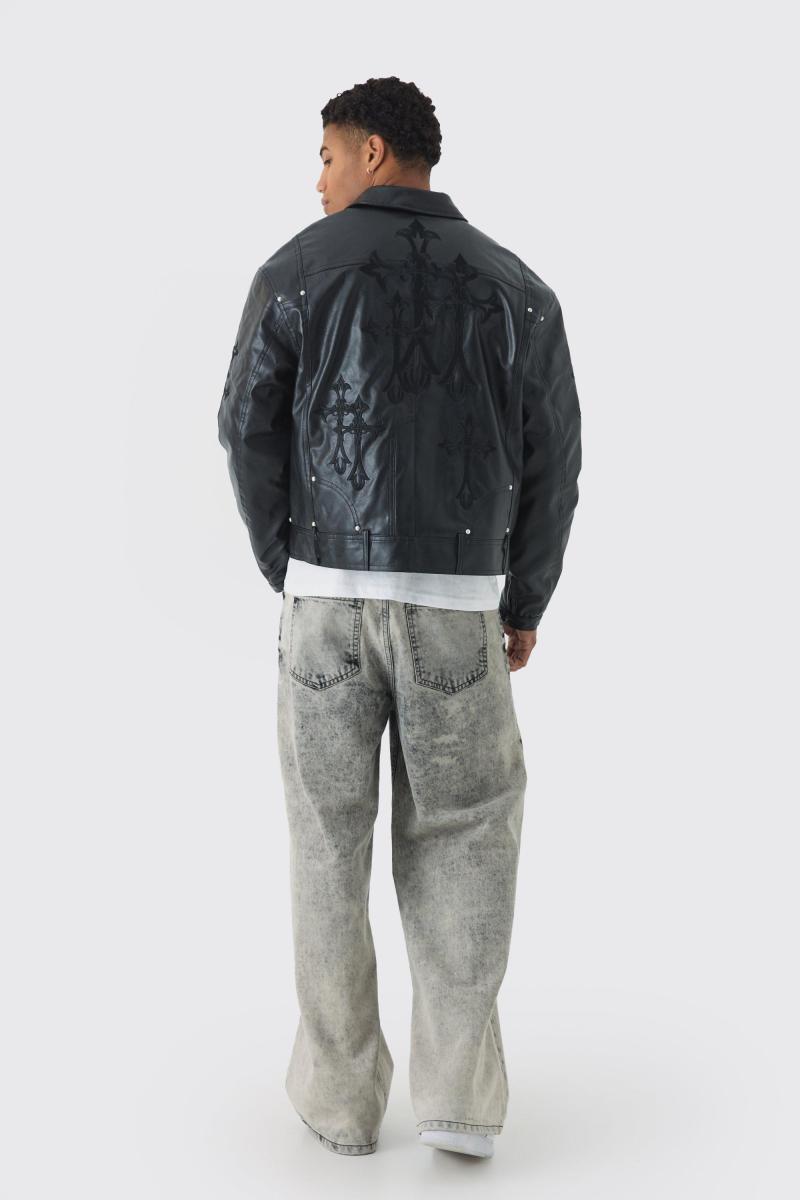 Чорна поліуретанова косуха з хрестовою аплікацією