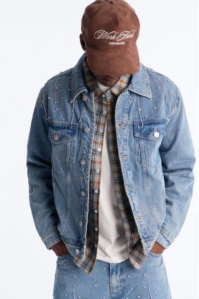 Укорочена джинсова куртка 