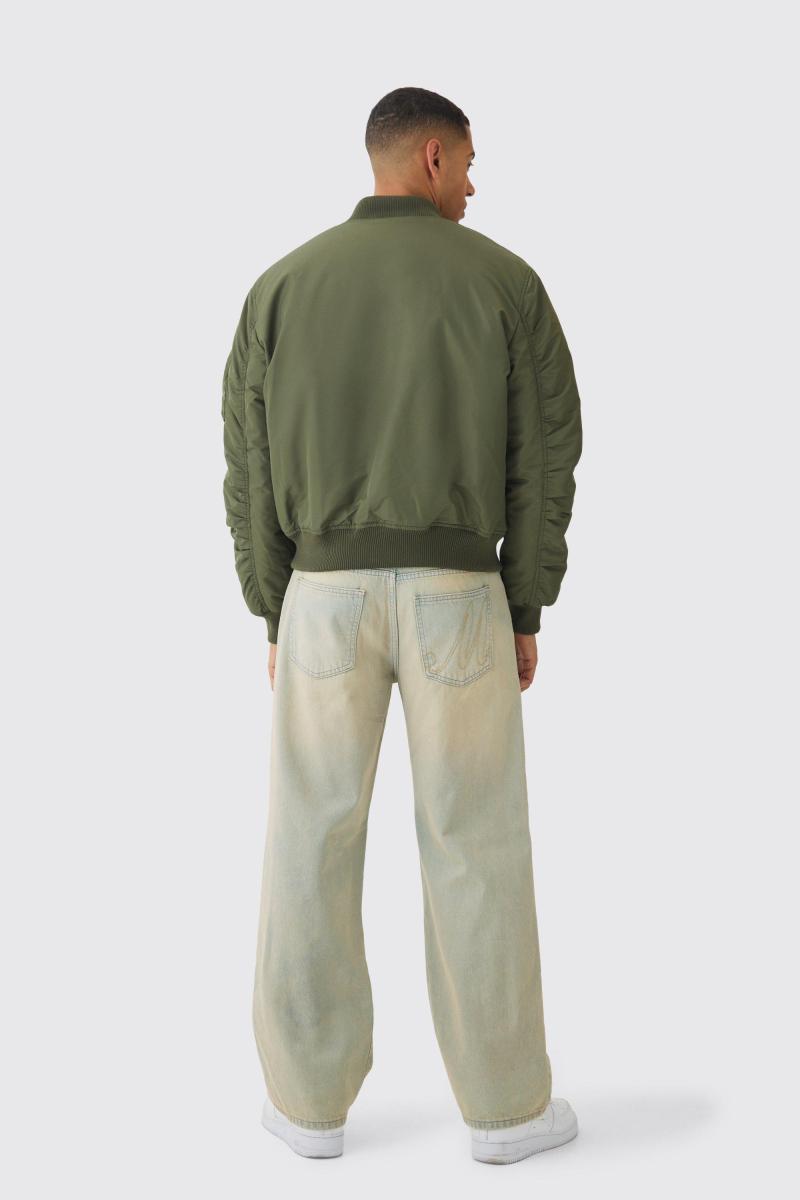 Негабаритний нейлоновий бомбер кольору хакі