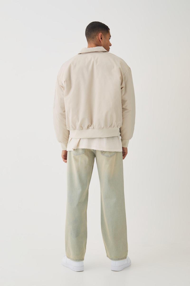 Атласний бомбер кольору екрю з коміром